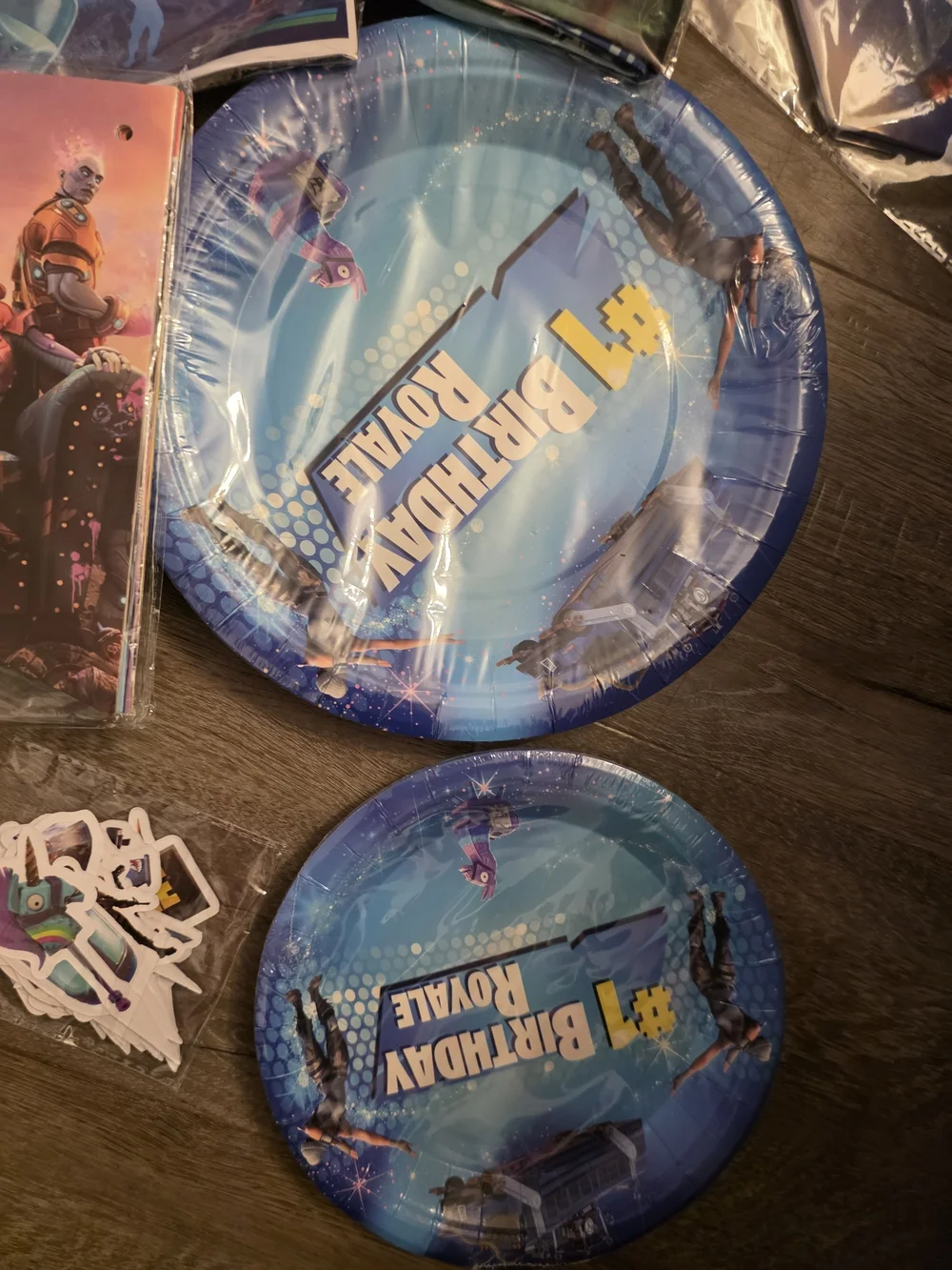 Fortnite Victory Royale Blue Party Tableware Set